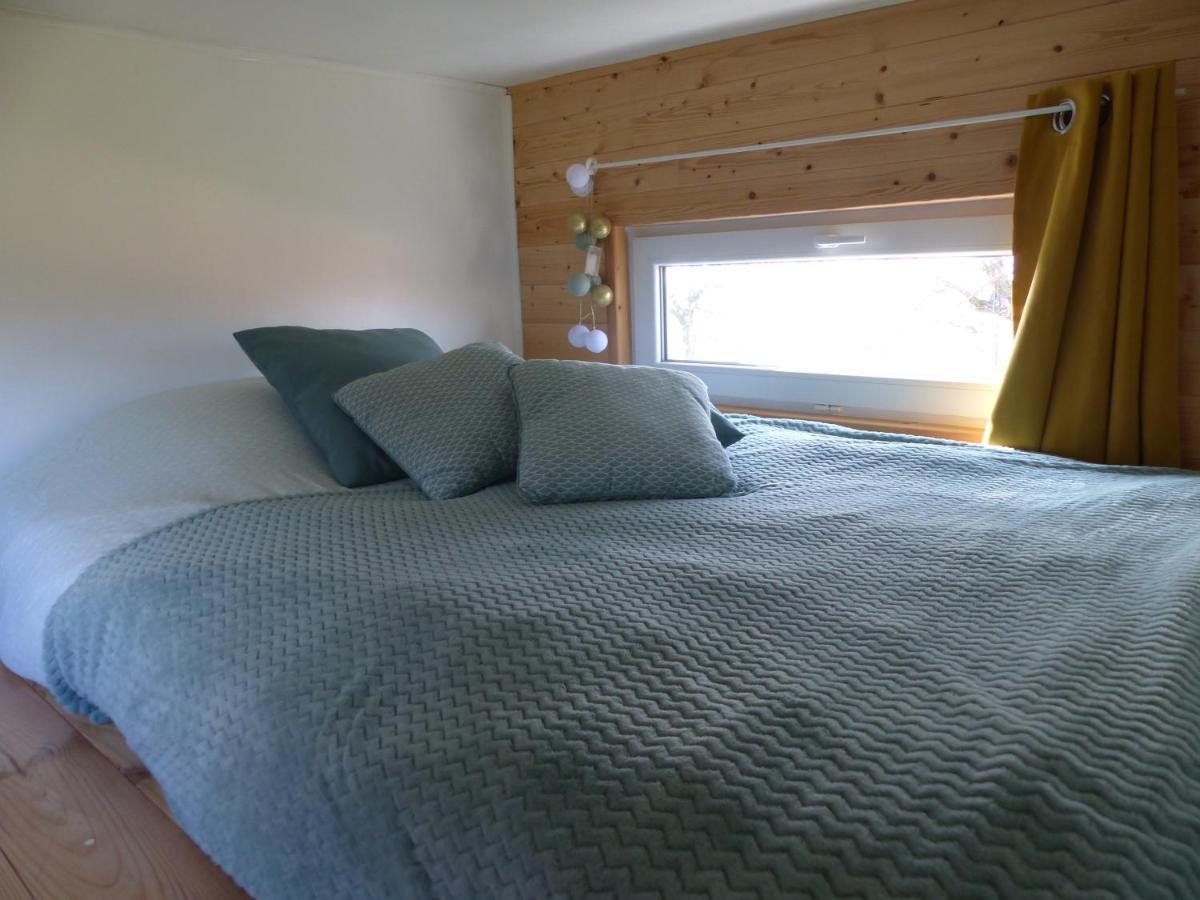 Апартаменты Mon Ptit Nid House Tiny House Panissieres Экстерьер фото